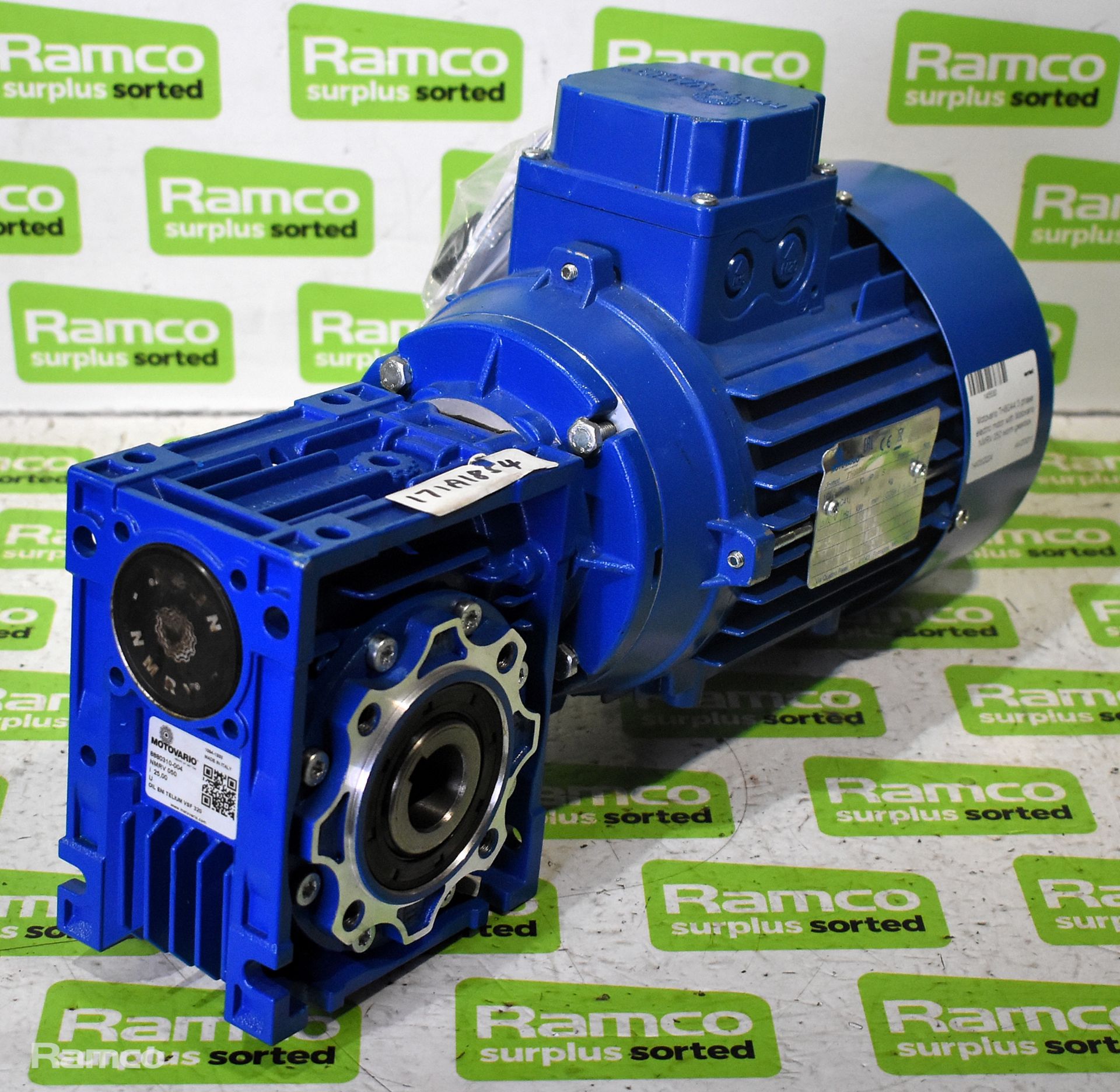 Motovario TH80A4 3 phase electric motor with Motovario NMRV 050 worm gearbox - Image 3 of 5