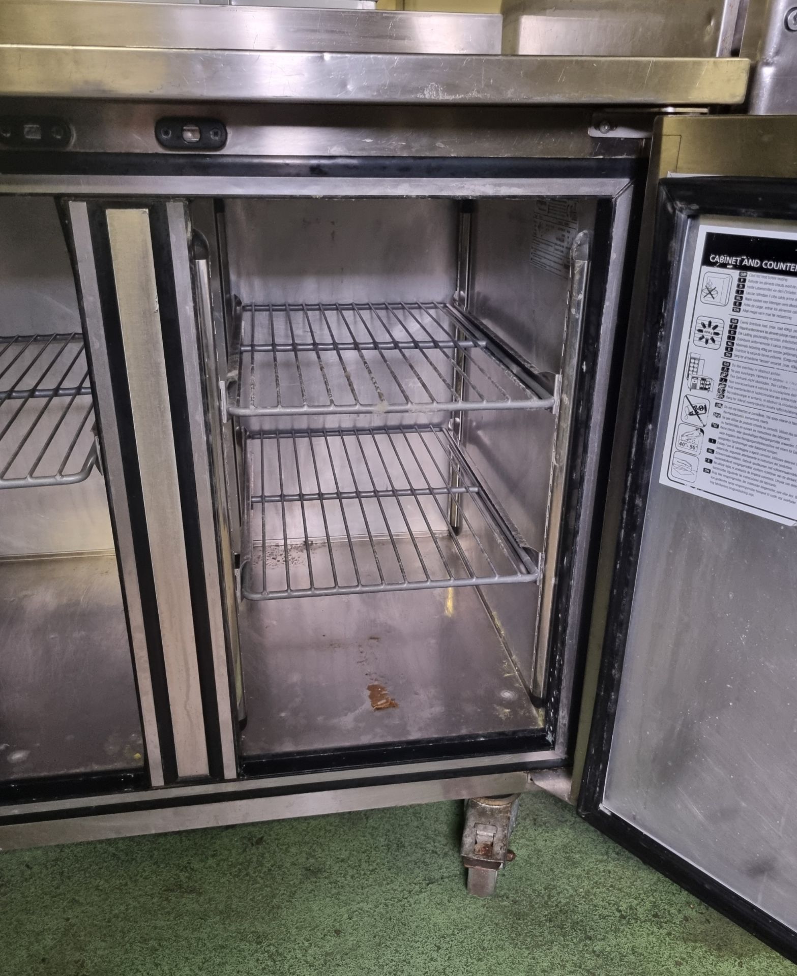Foster EPRO1/2L stainless steel 2 door counter freezer - W 1420 x D 700 x H 990mm - Image 4 of 7