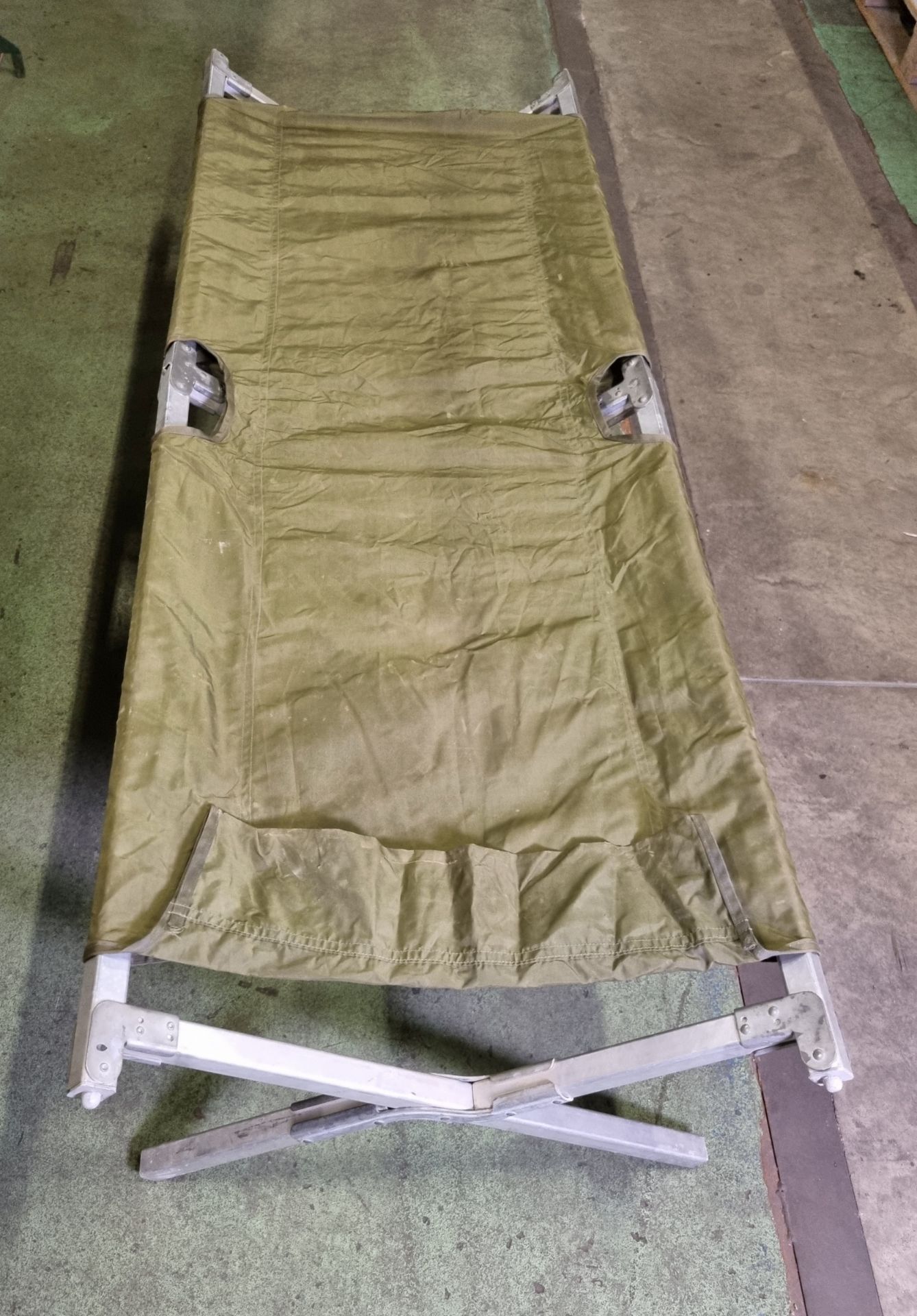 7x folding field cots - L 1900 x W 700 x H 450mm - NO END BARS - Image 6 of 6