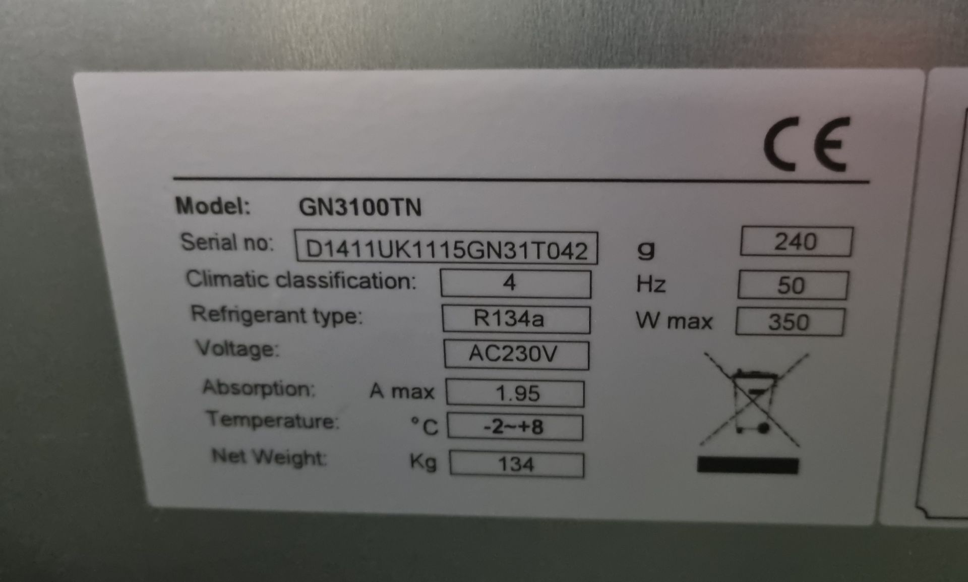 Prodis GN3100TN stainless steel 3 door counter fridge - W 1800 x D 700 x H 830mm - Bild 6 aus 6