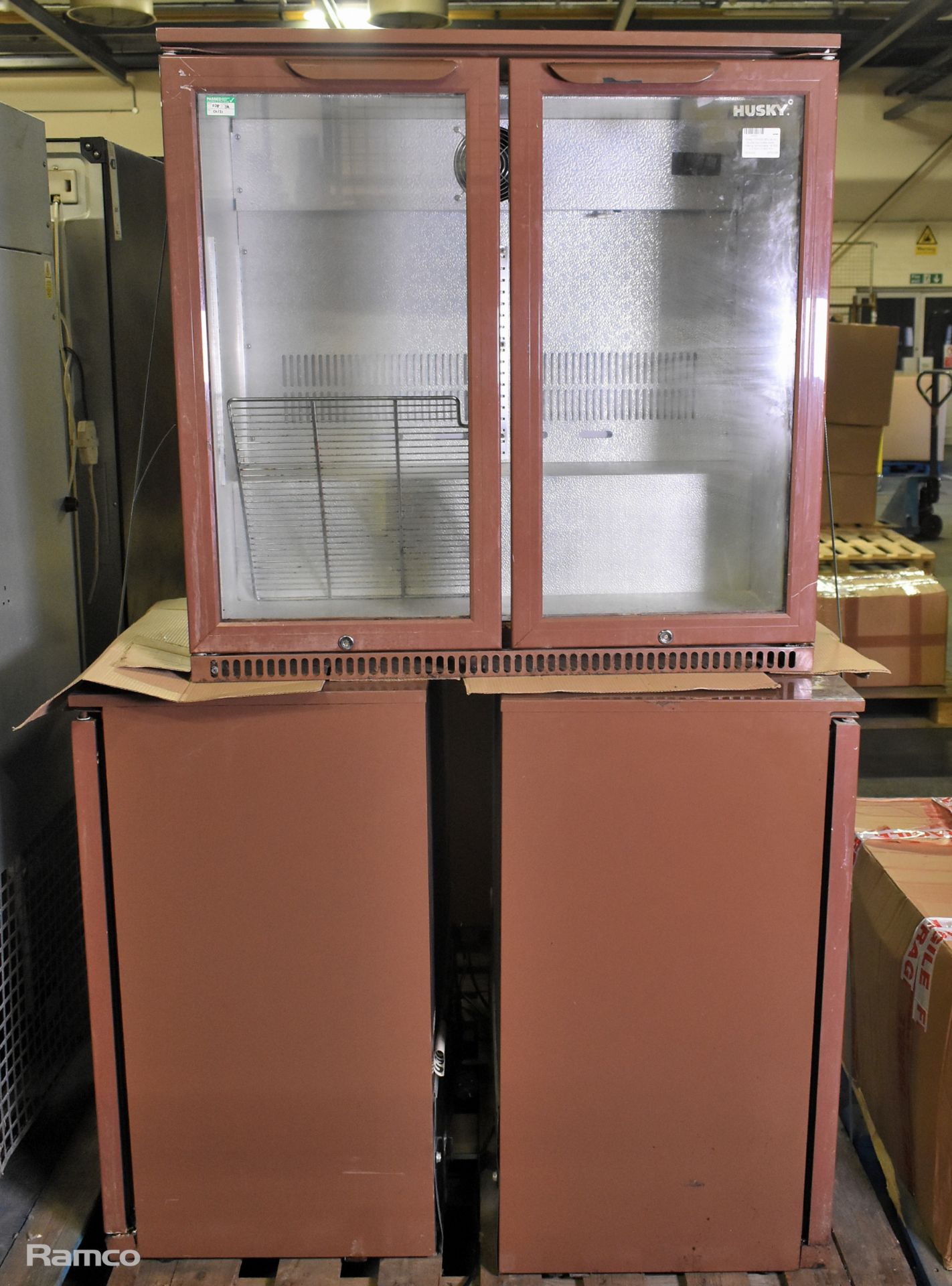 3x Husky C2H-900-BN-UK-HU double door bottle coolers - 2x have missing centrepieces