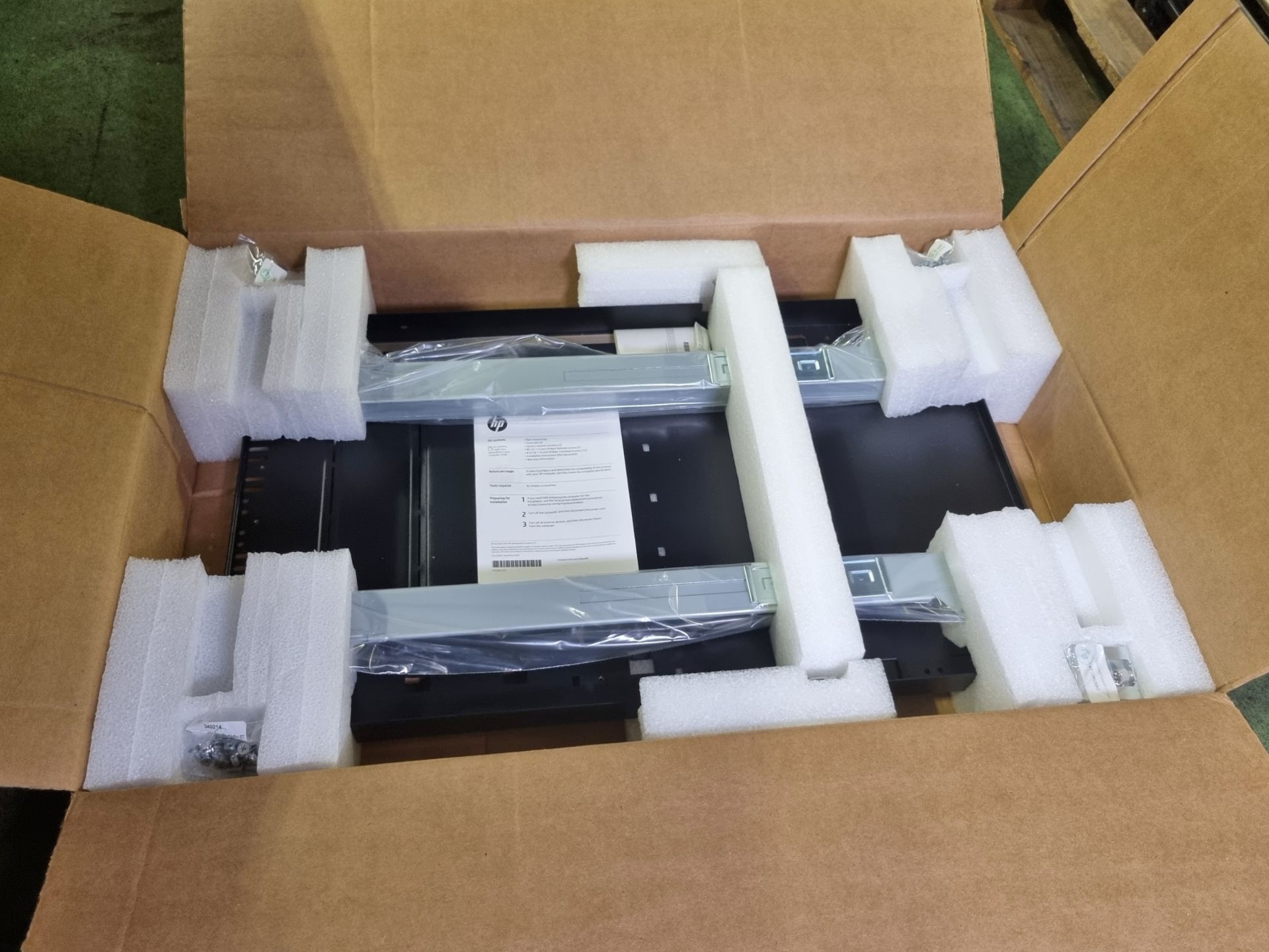 25x HP Assembly fixed rail rack tray kits - Image 7 of 7
