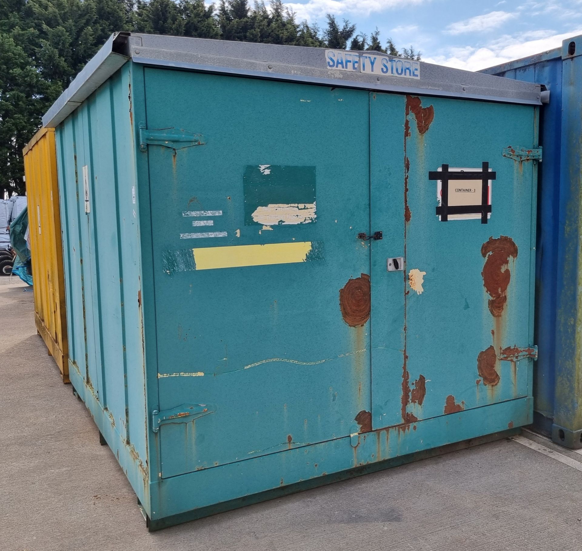 9ft 7in x 8ft 3in empty container - double door - Bild 2 aus 7