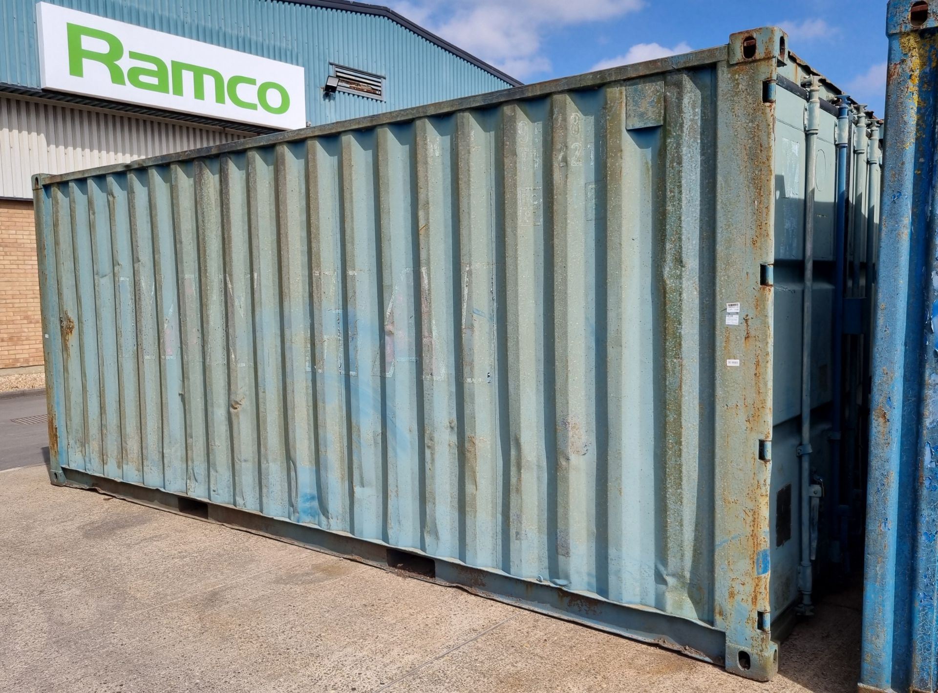 20ft shipping and storage container - L 20ft x W 8ft x H 8ft - Image 3 of 3