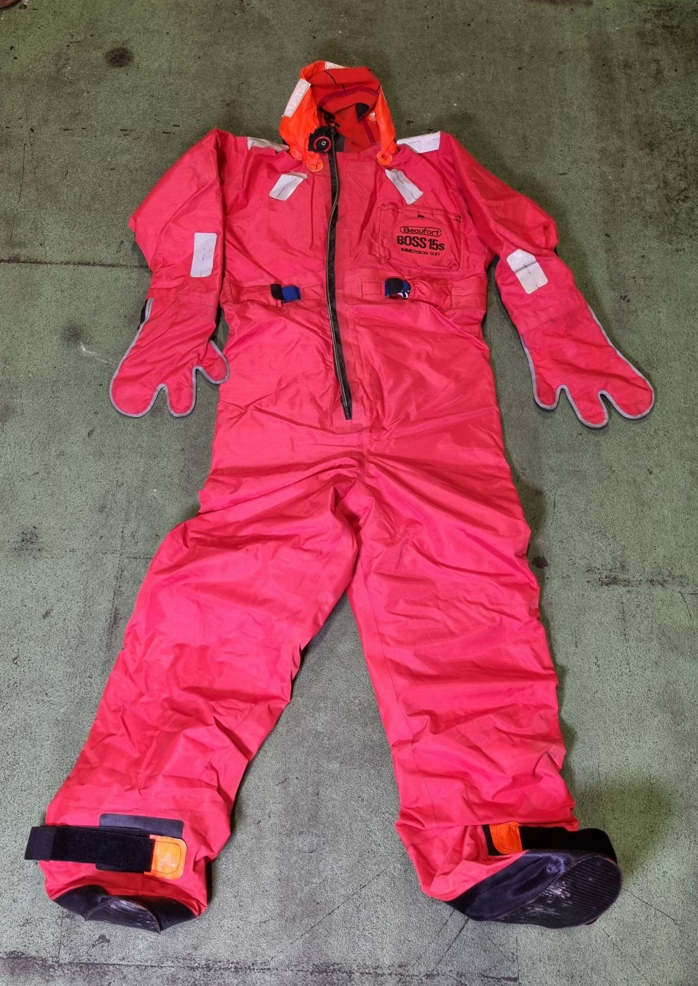 10x Beaufort offshore survival suits - UNCERTIFIED - NOT SAFETY TESTED - Image 2 of 4