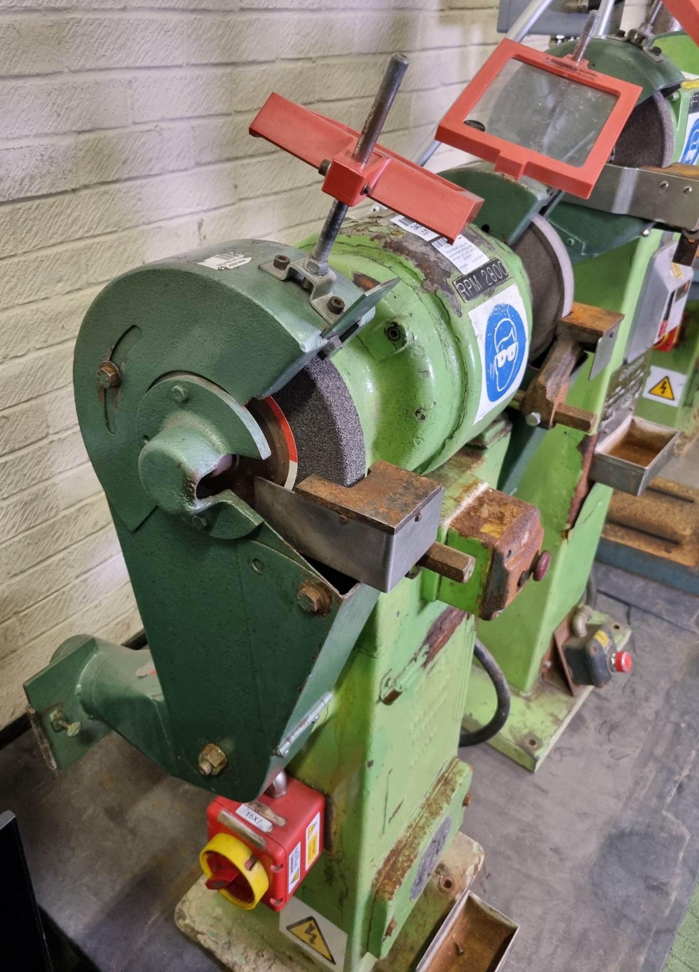 British Bronson Ltd Murad double ended grinding wheel with work light - 400/440V - 2800RPM - Image 4 of 6