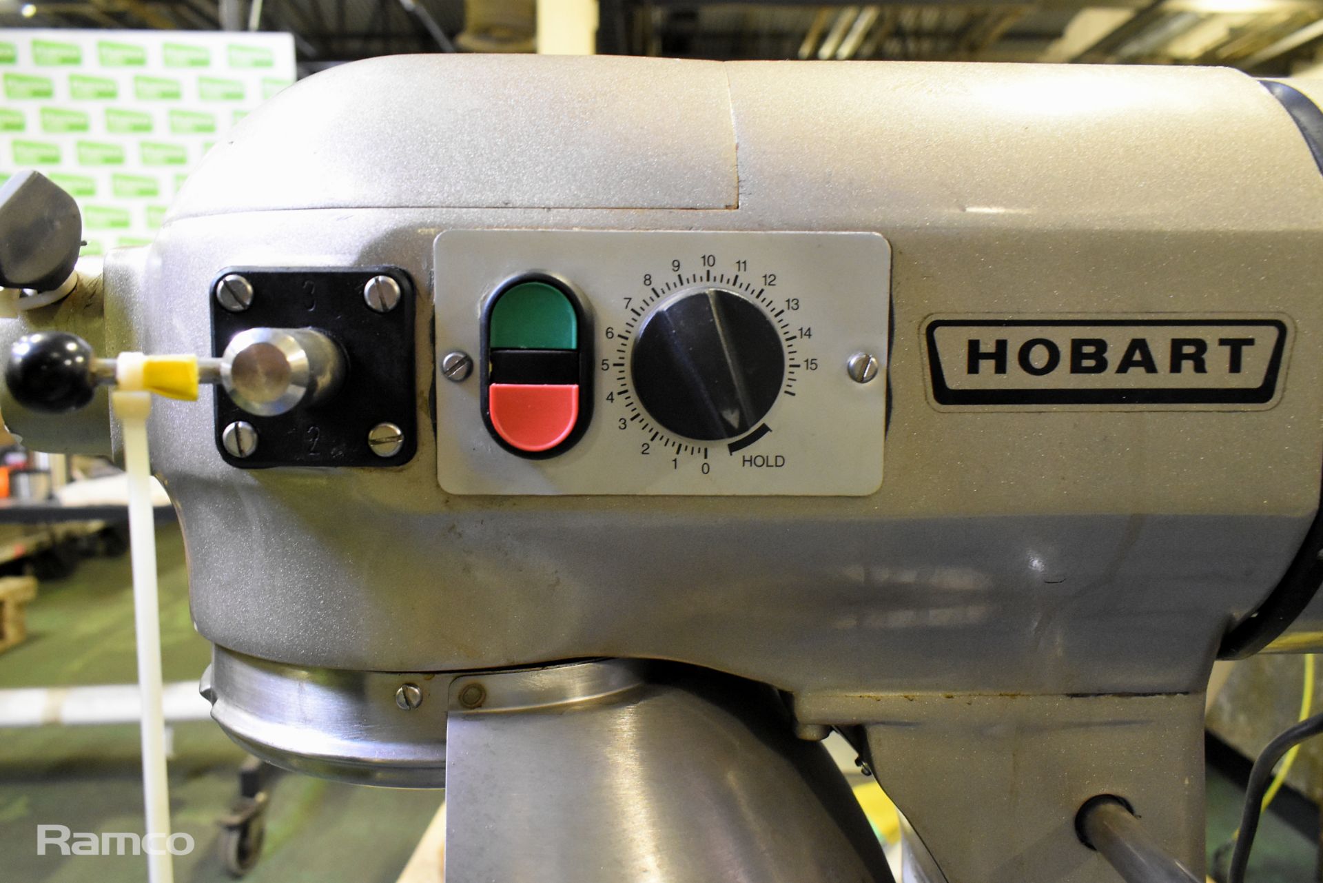 Hobart A200N mixer - NO BOWL OR ATTACHMENTS - 440V - 60Hz - W 450 x D 600 x H 800mm - Image 4 of 7