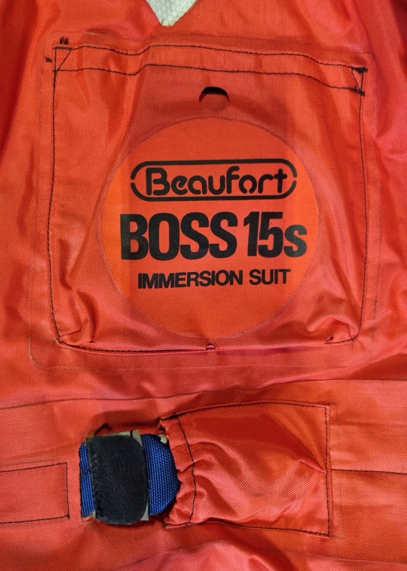 10x Beaufort offshore survival suits - UNCERTIFIED - NOT SAFETY TESTED - Image 4 of 4