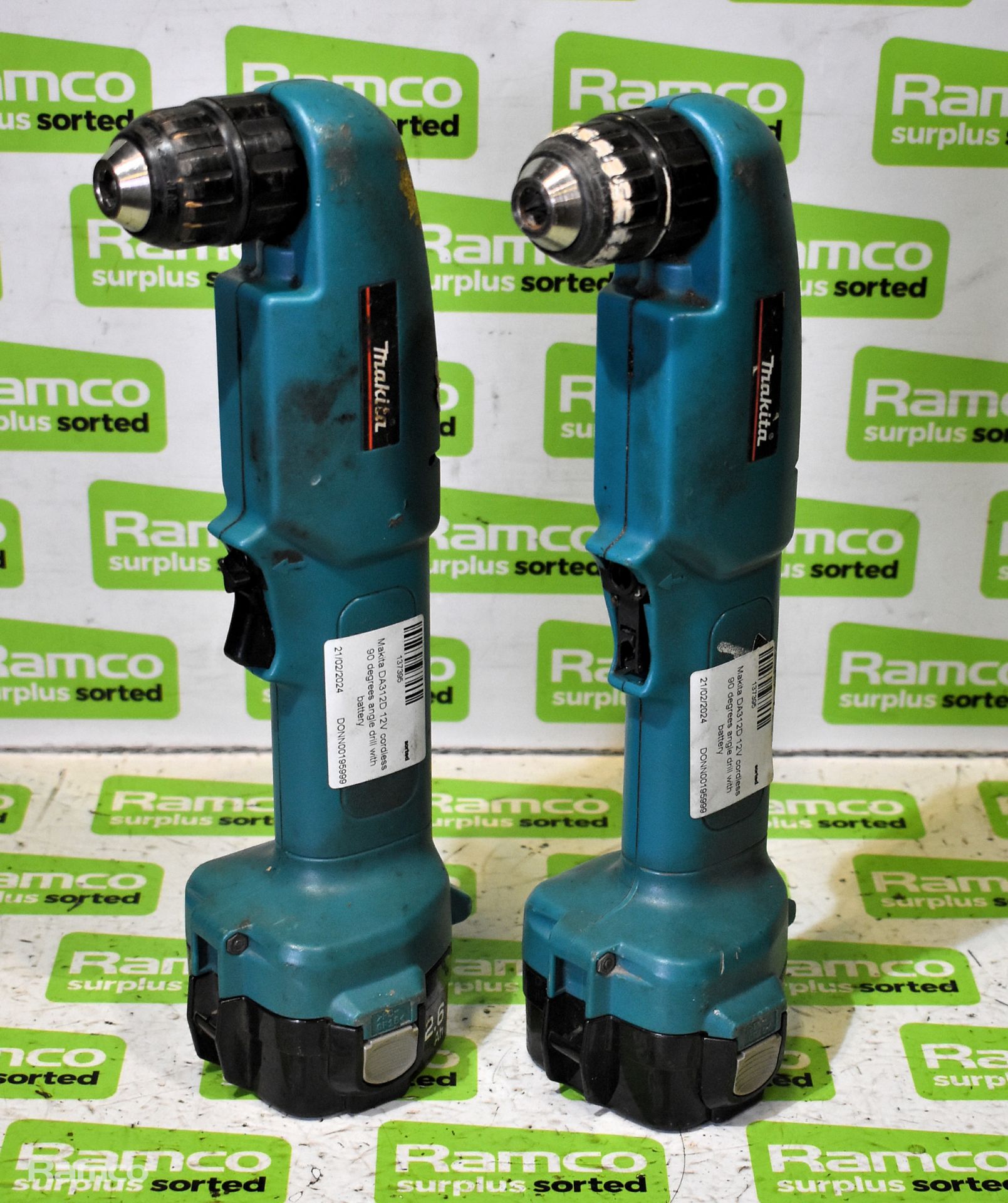 2x Makita DA312D 12V cordless 90 degrees angle drills with battery