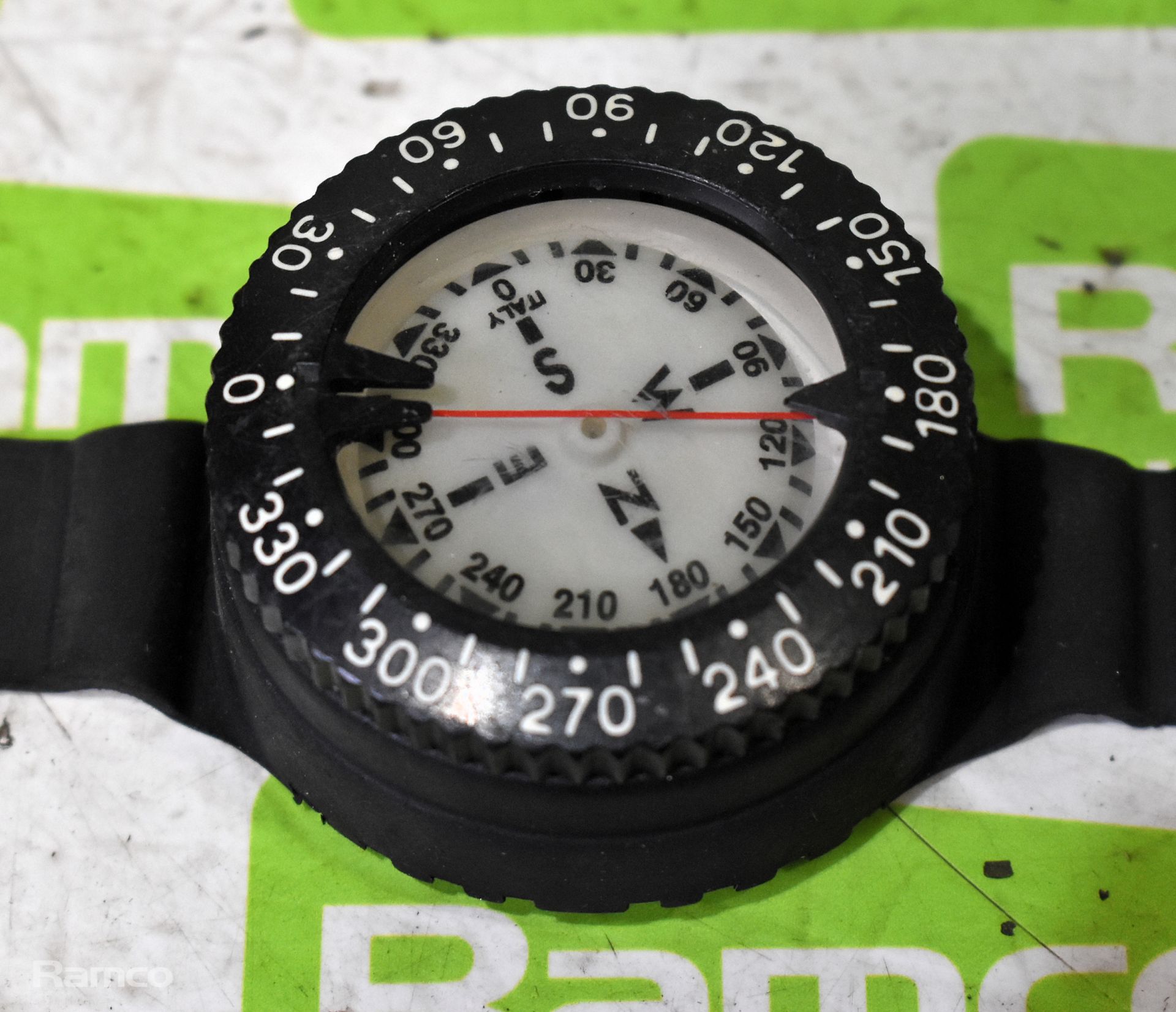 Various wrist compasses - details in description - Bild 4 aus 5