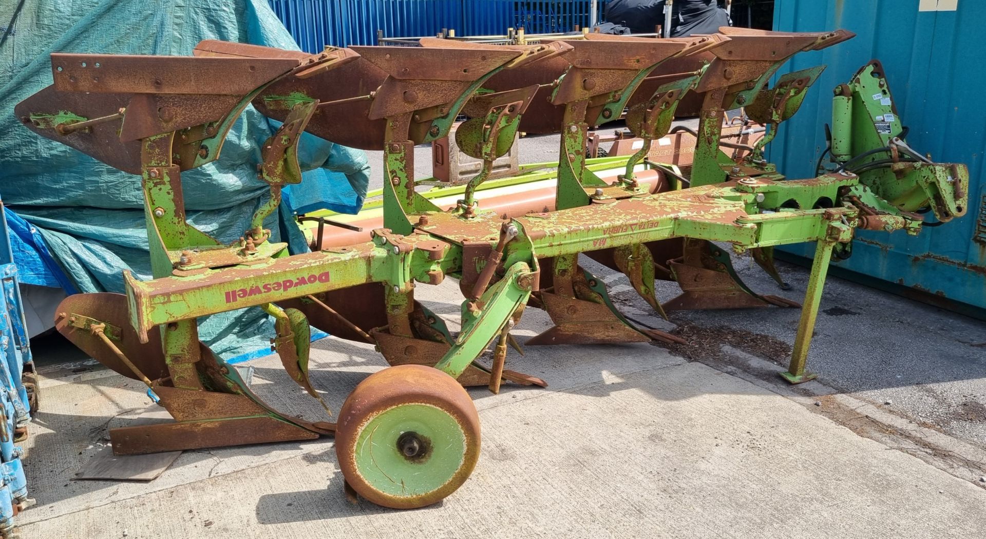 Dowdeswell Engineering Co Ltd DP100S 4 furrow reversible plough - Serial No. MA 36 209 - Image 2 of 6