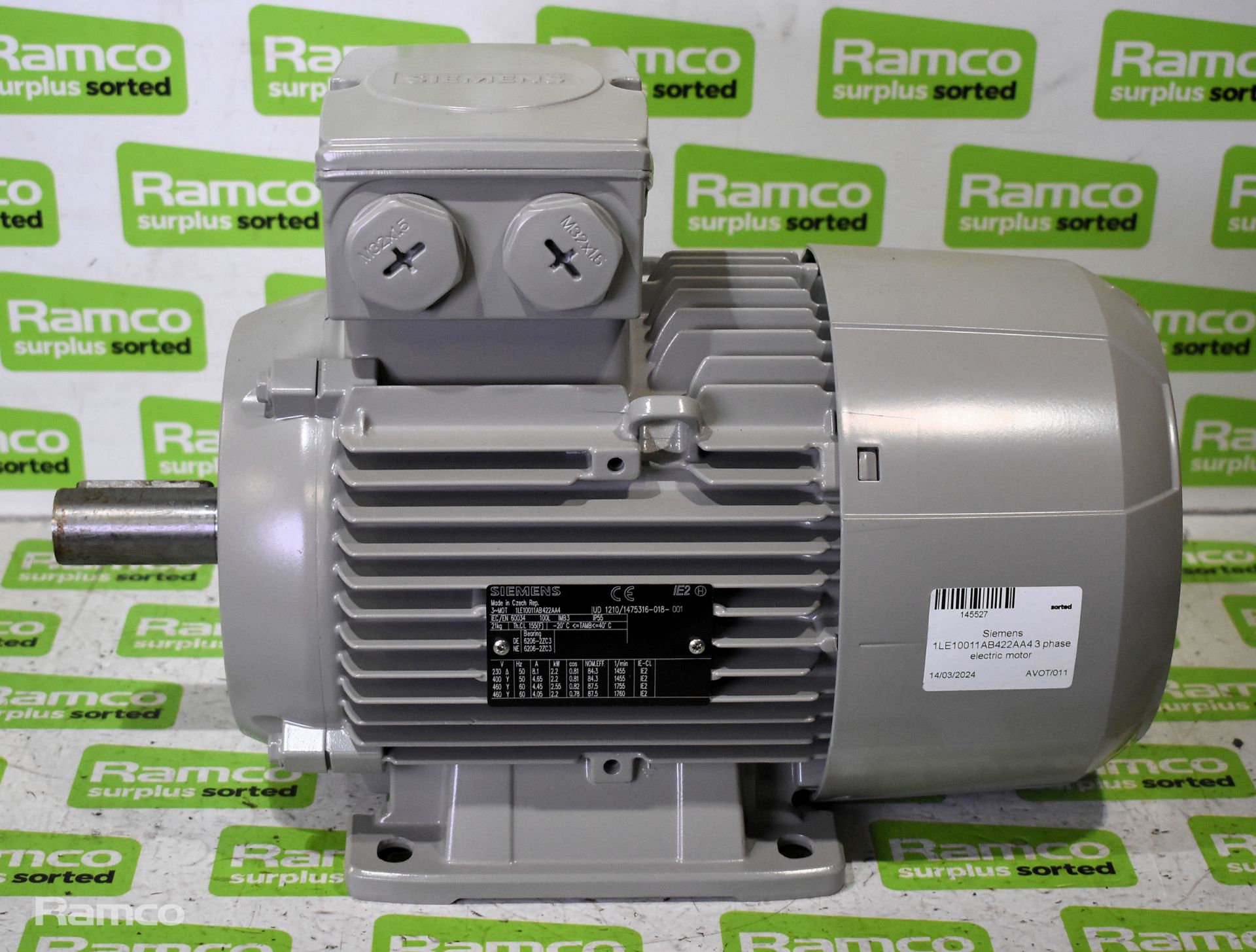 Siemens 1LE10011AB422AA4 3 phase electric motor