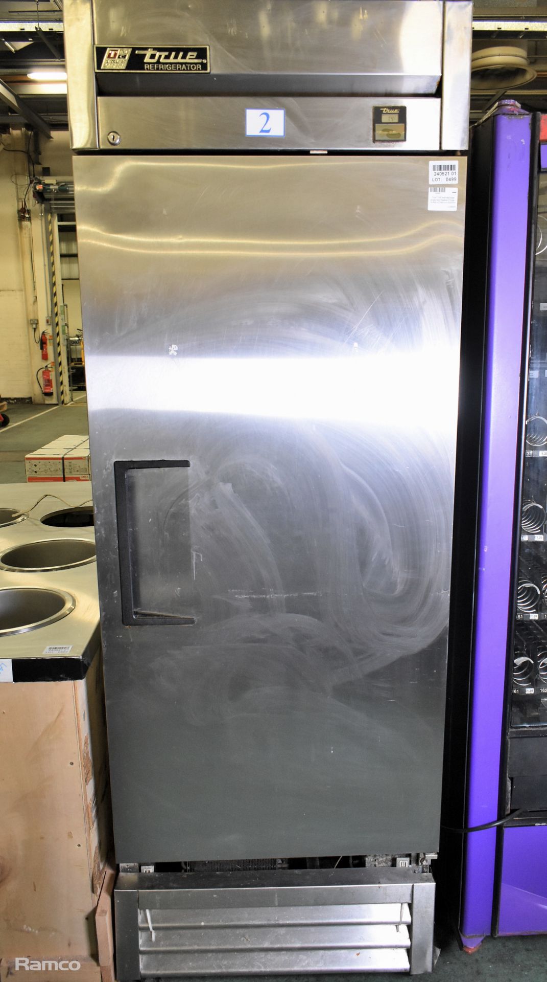 True T-19E stainless steel single door free stand fridge - W 640 x D 680 x H 2000mm - Bild 3 aus 6