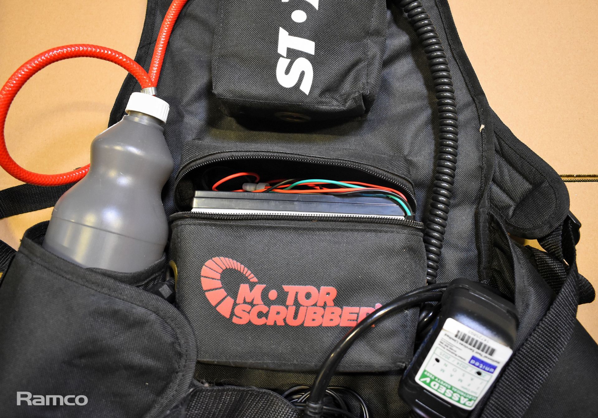 Storm Motorscrubber virucidal mister with backpack and rechargeable battery & more - Image 4 of 7