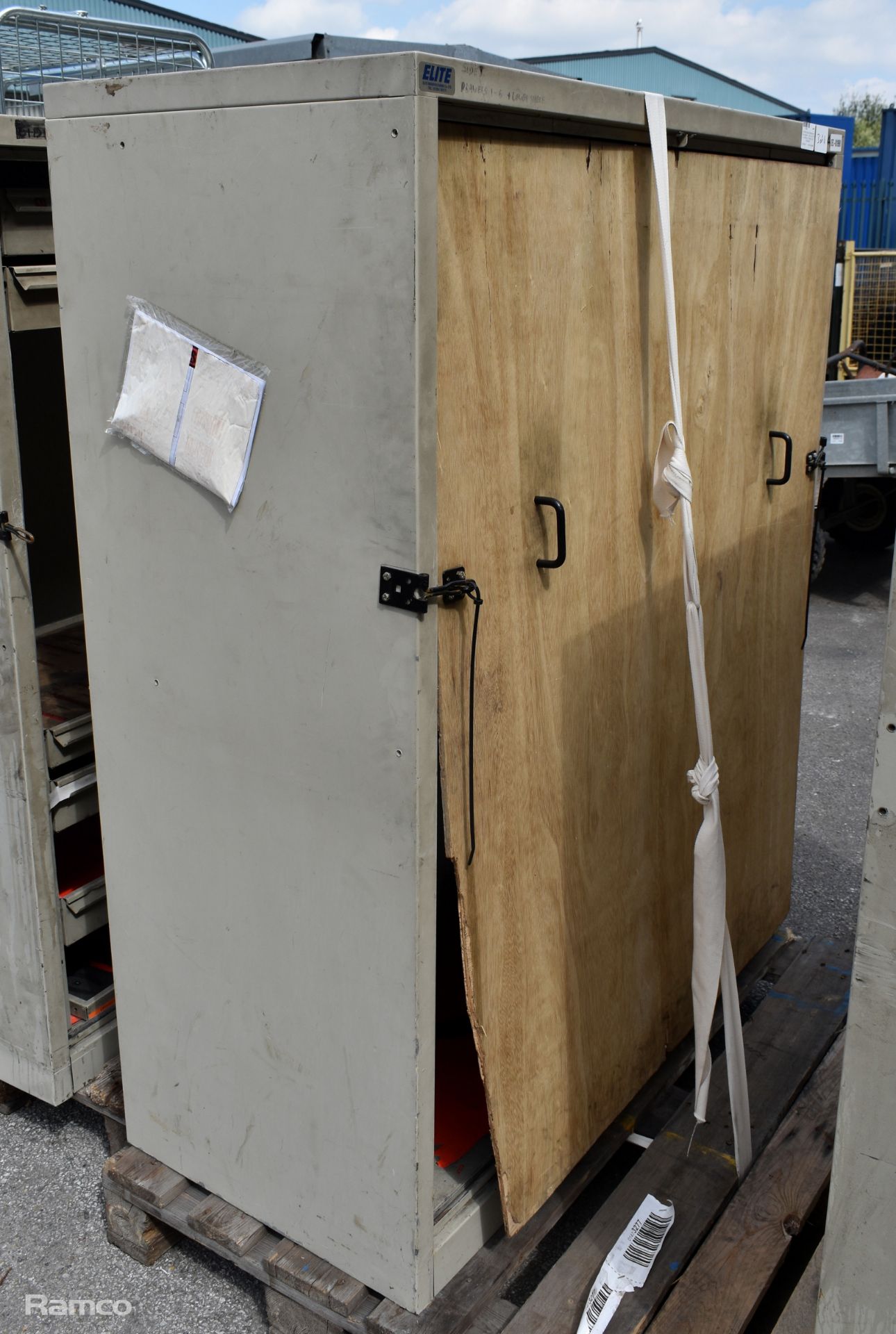 4x Elite mobile maintenance tool cabinet - L 1250 x W 550 x H 1650mm - SPARES OR REPAIRS - Image 6 of 9