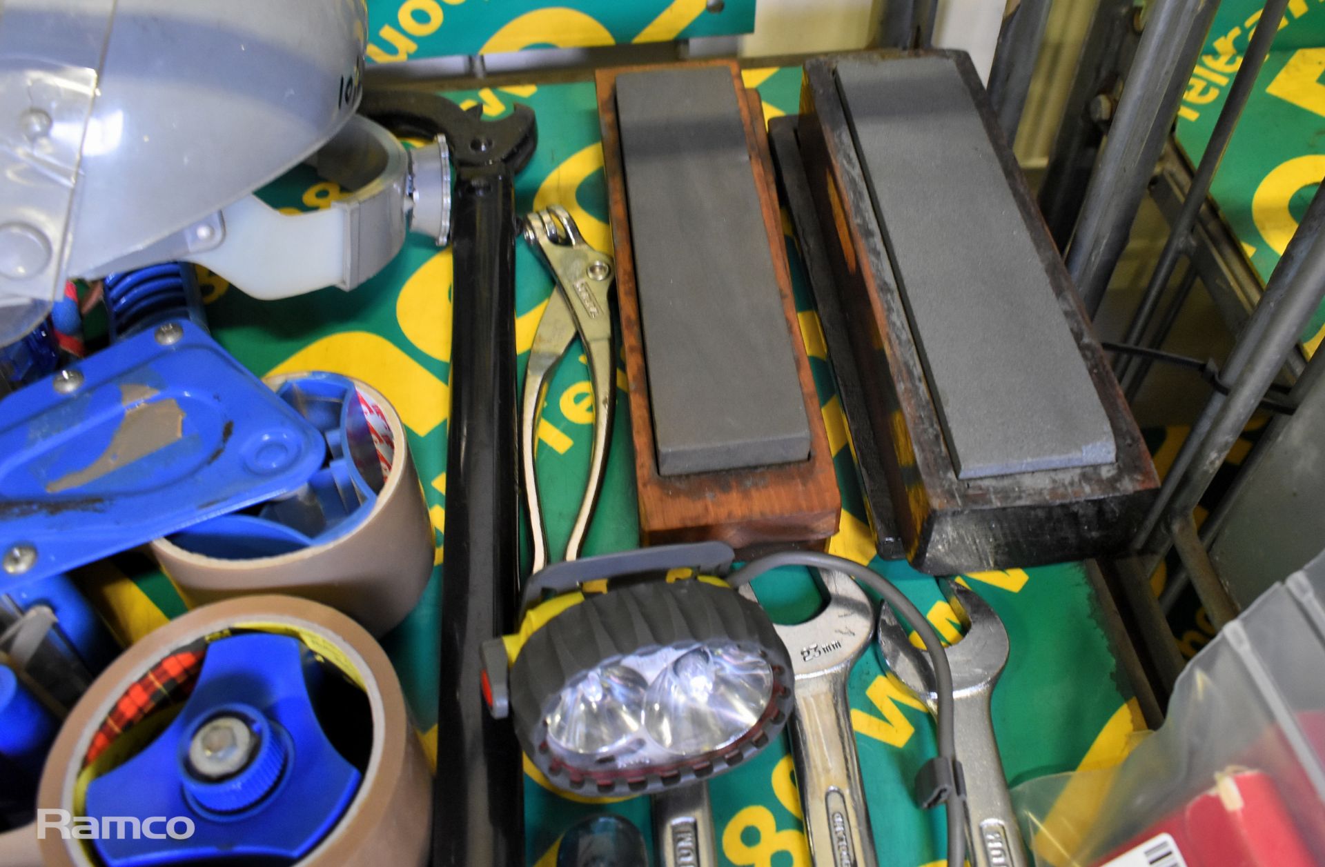 Workshop tools and equipment - torque head adapters, spanner, torches, wire brushes, face shields - Image 5 of 7