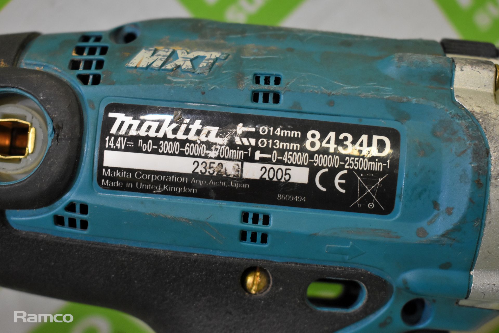 Makita 8434D 14.4V portable electric drill in plastic carry care - SPARES OR REPAIRS - NO BATTERY - Image 7 of 11