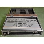 Sirius Zero 88 48 channel lighting board in flight case - L 1150 x W 270 x H 840mm