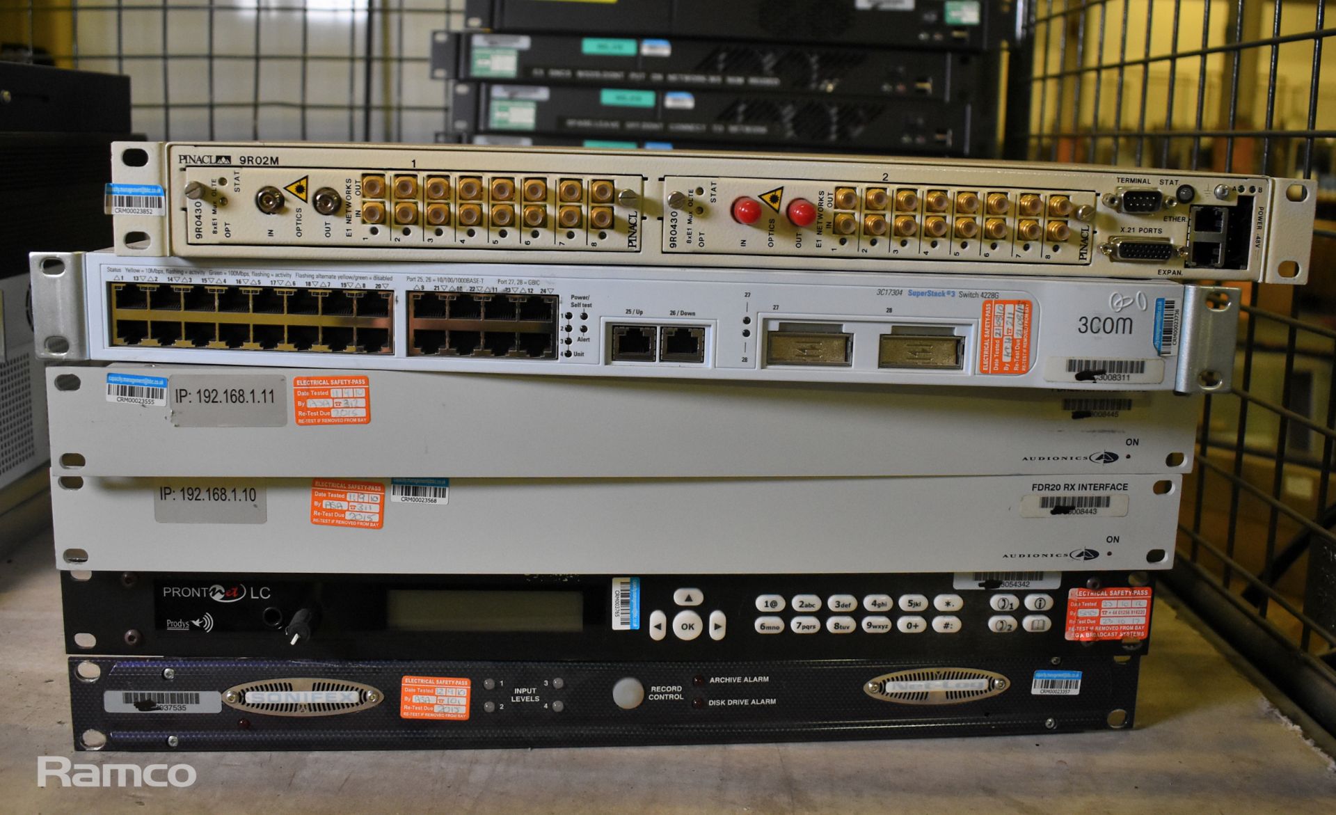 HP HSTNS-2115 server rack mount- missing hard drive Apollo ICE 1U rack ...