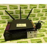 Netgear Nighthawk AC2300 smart wifi router - STUCK IN BOOT CYCLE