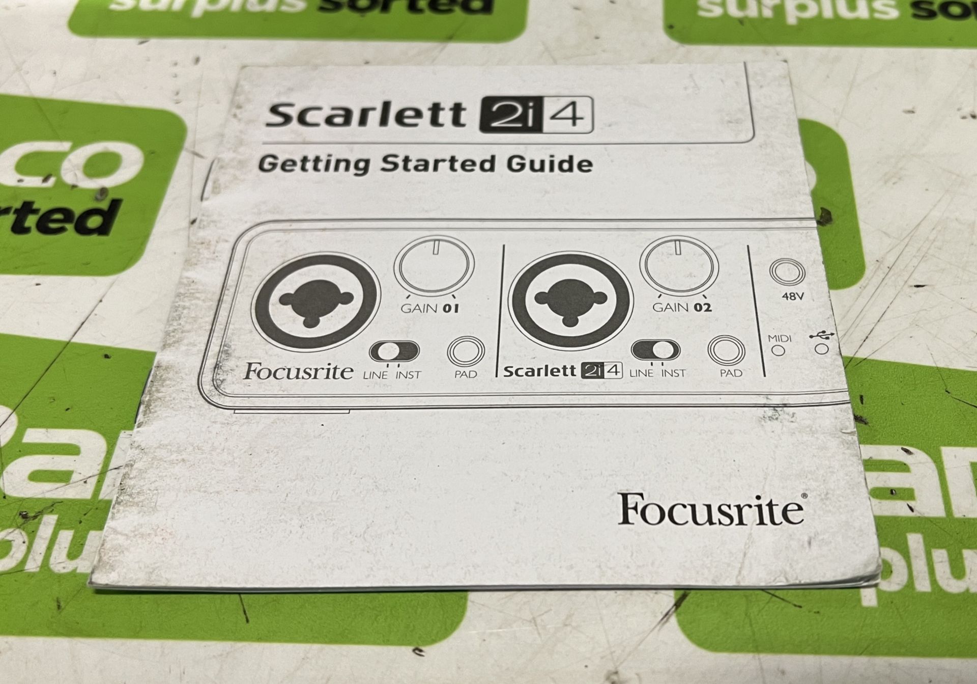 Focusrite Scarlett 2i2 audio interface - SPARES OR REPAIRS - STATIC ON CHANNELS - Bild 5 aus 6