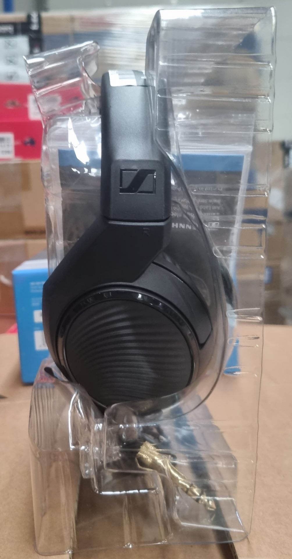 5 x Sennheiser HD200 PRO Headphones - Image 2 of 3
