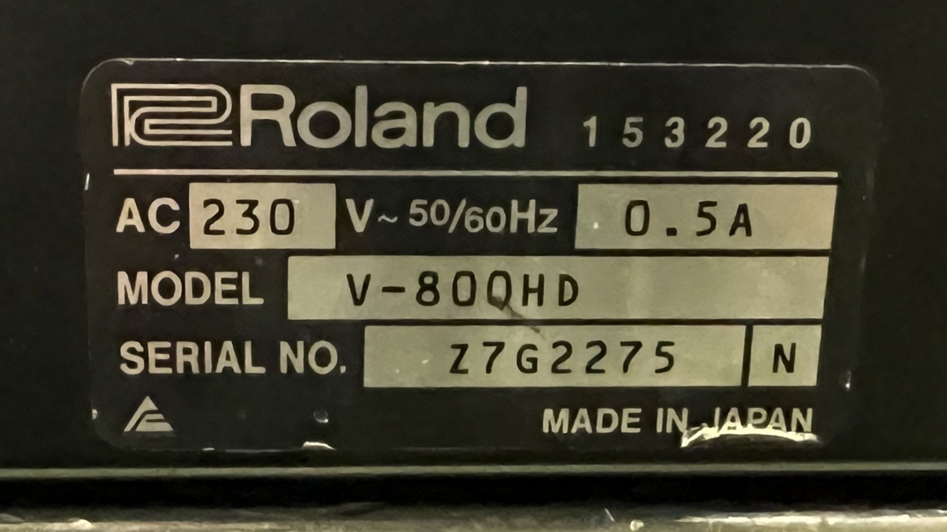 Roland V800HD vision mixer in flight case - case dimensions: L 690 x W 370 x H 230mm - FAULTY OUTPUT - Image 6 of 8