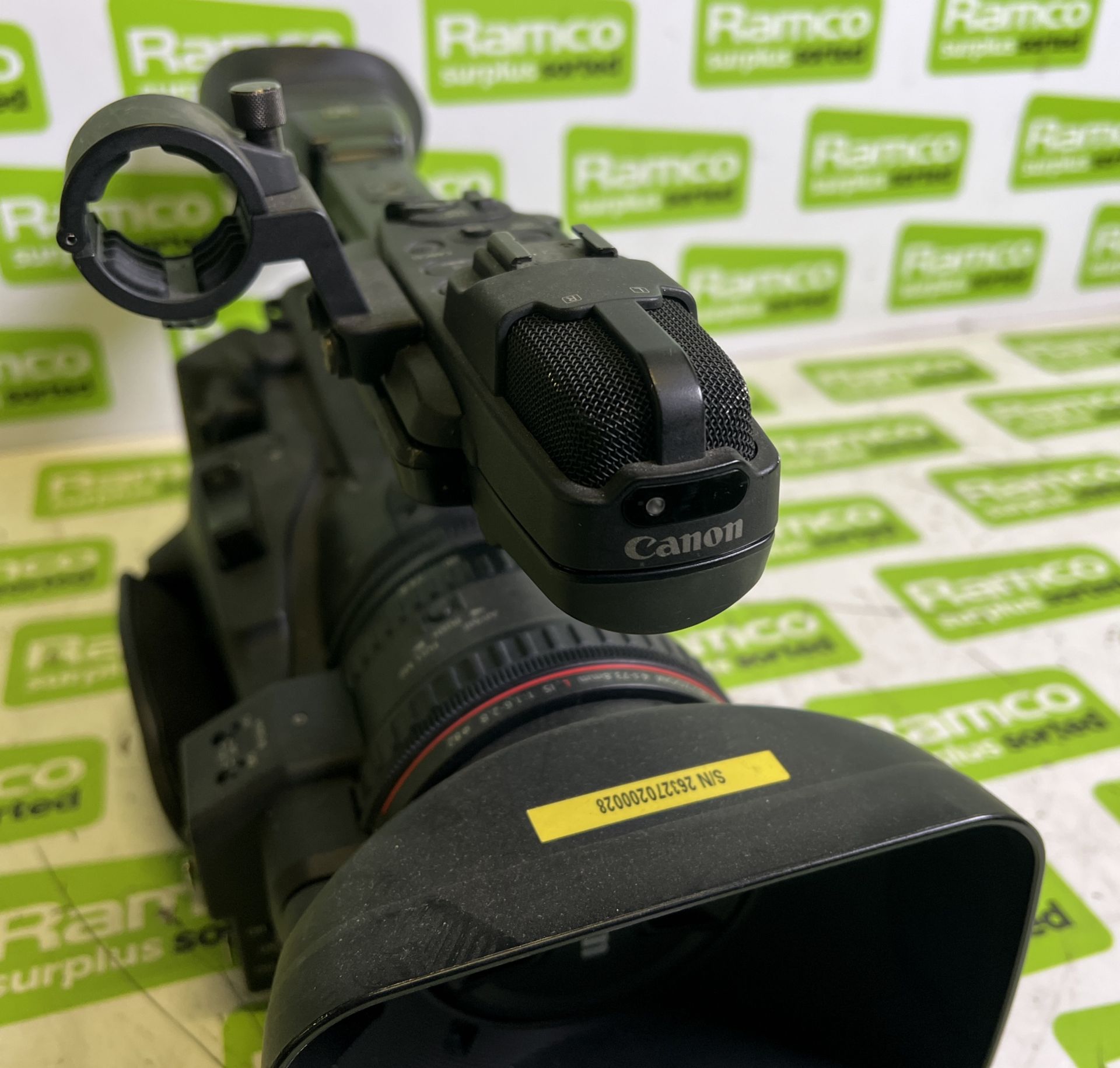 Canon XF305 video camera in storage bag - MISSING SDI OUTPUT - Bild 5 aus 10