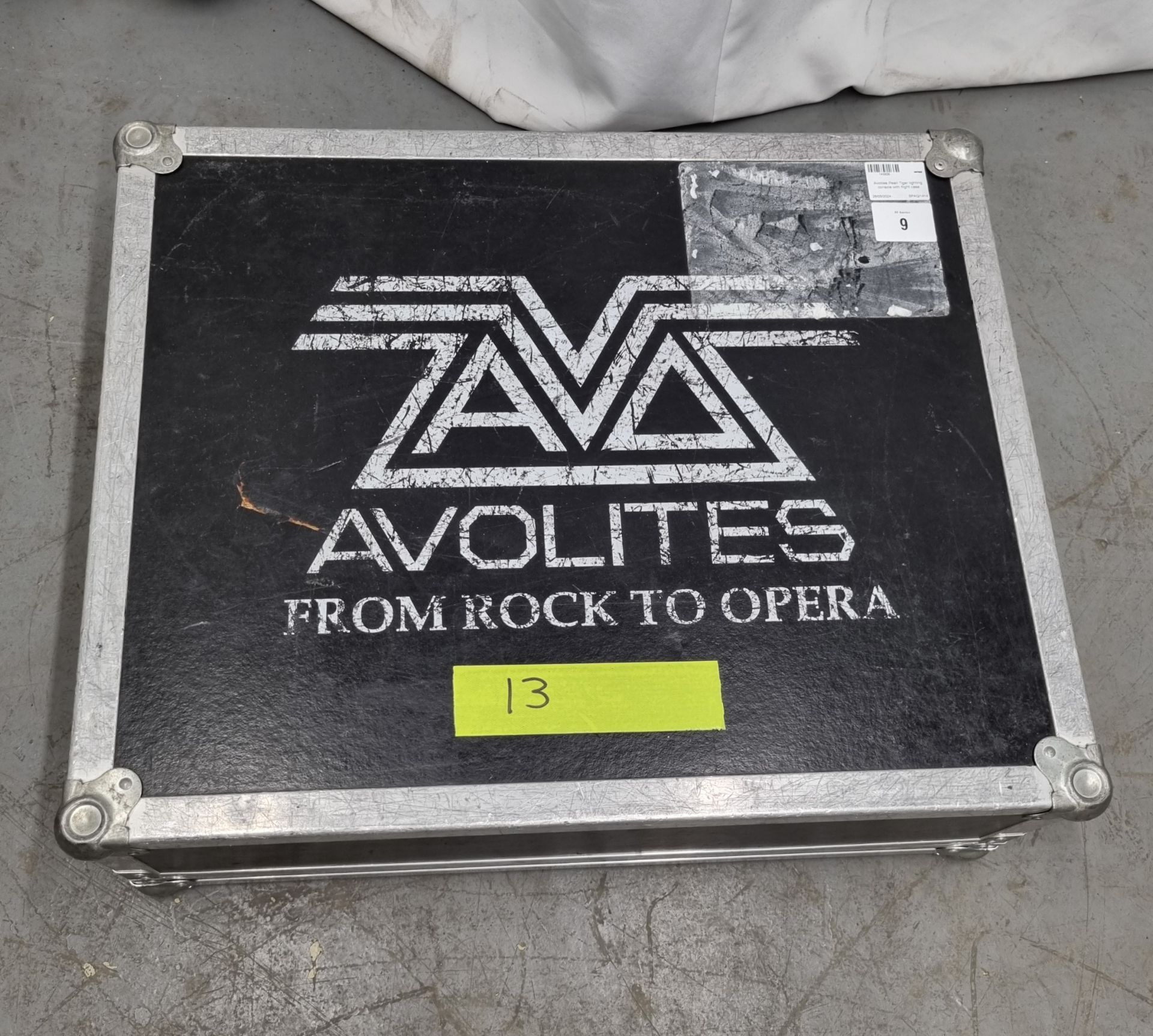 Avolites Pearl Tiger lighting console with flight case - Image 11 of 12