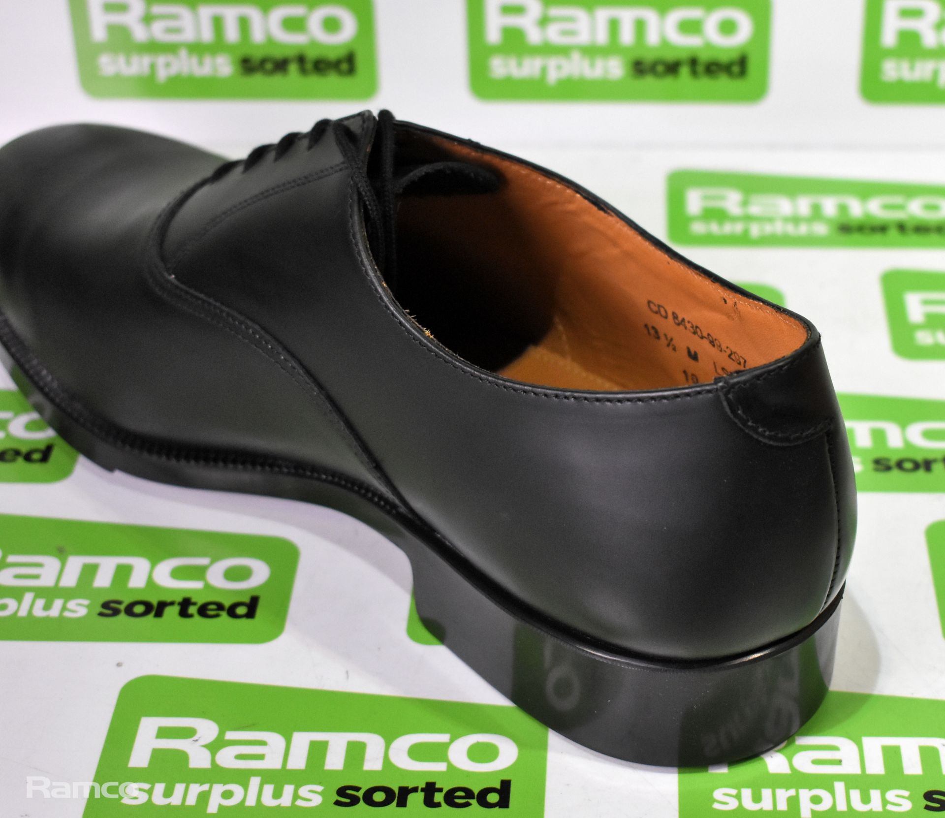 3x Pairs of British Forces service shoes - Black - Size 13.5M - Image 4 of 5