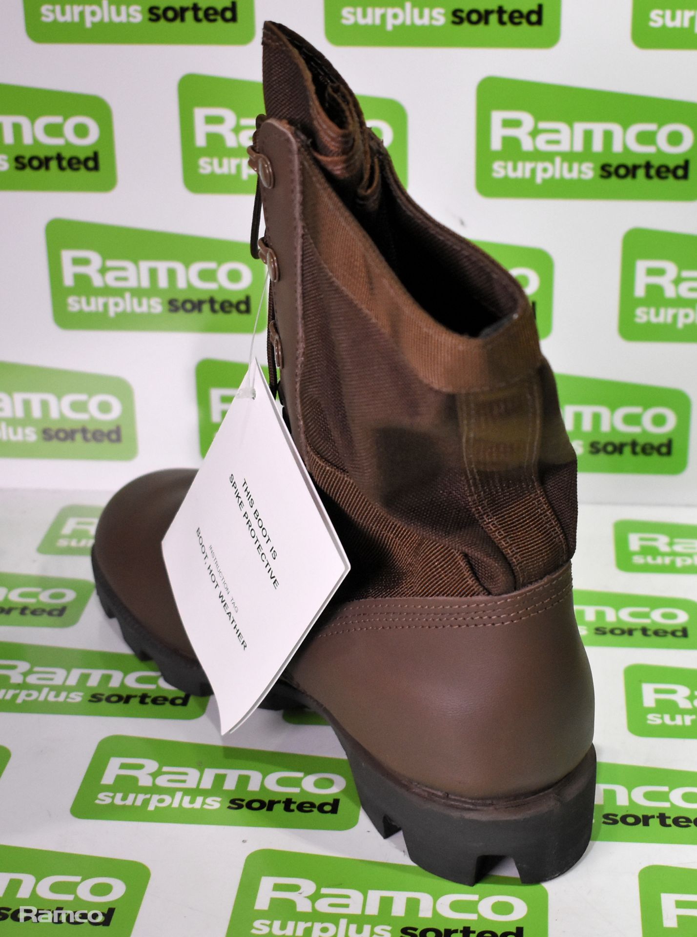 2x Pairs of Wellco Peruana Jungle combat boots - Brown - Size 9L - New - Image 4 of 6