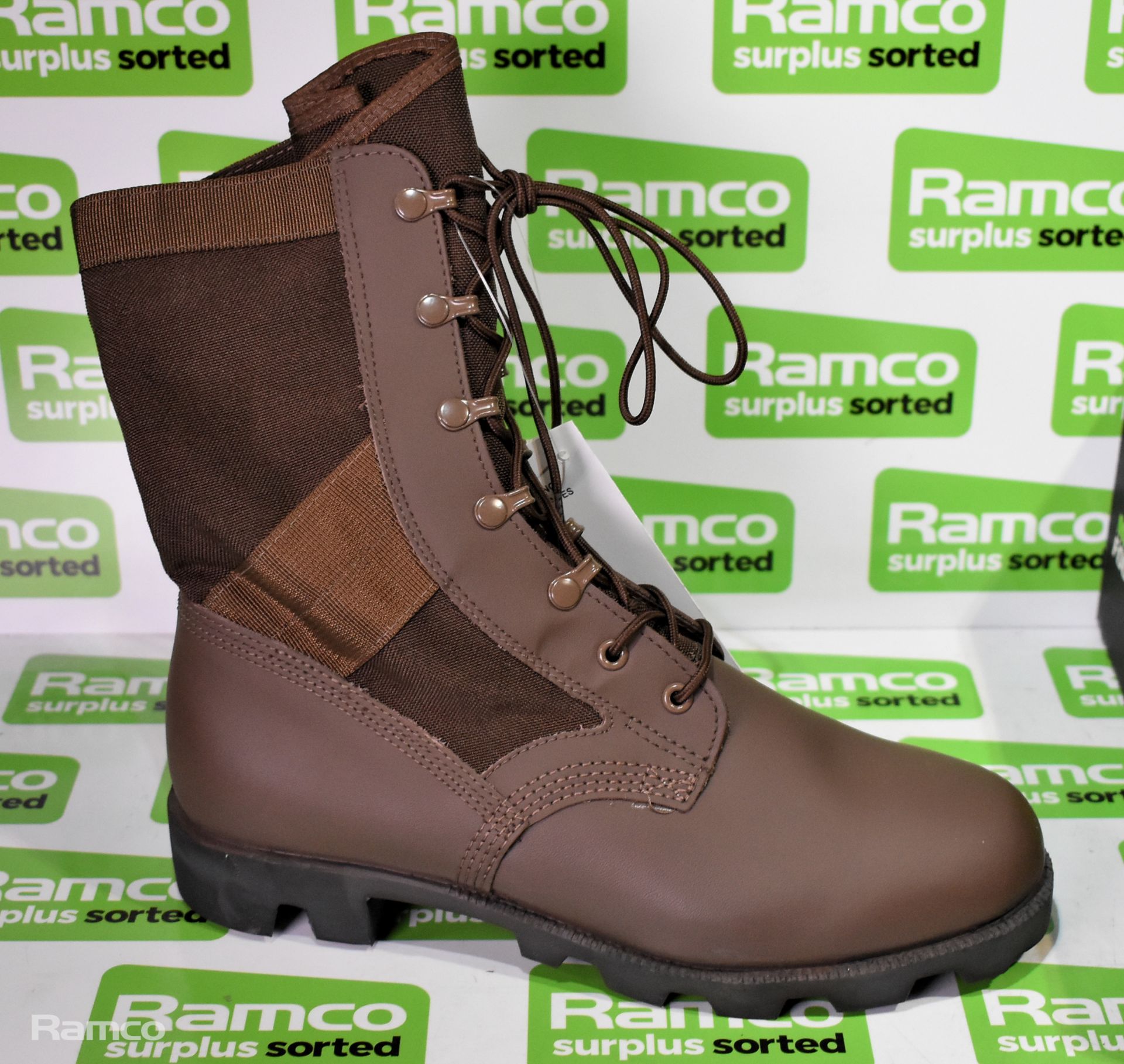 2x Pairs of Wellco Peruana Jungle combat boots - Brown - Size 9L - New - Image 2 of 6