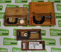 Moore & Wright micrometer calliper - 1-2 inch & 2x Shardlow micrometer callipers - 1-2 inch