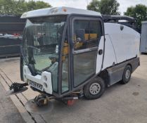 2008 Johnston 142A 101T Compact road sweeper - 25044 miles - 6770 hours