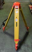 Hall Watts surveyors tripod
