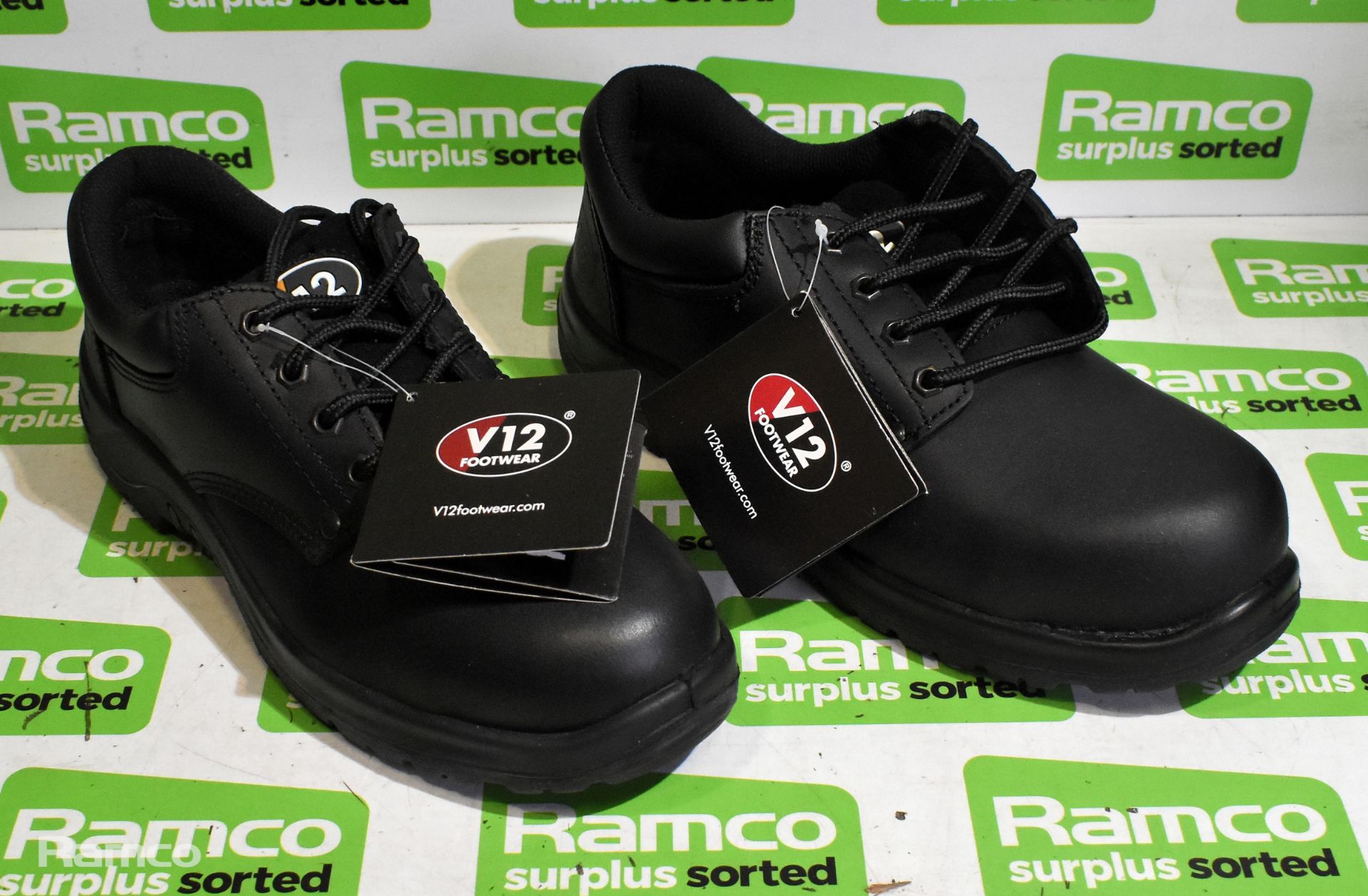 V12 VR608 Tiger safety shoes - UK 5 & 2x pairs of V12 VR608 Tiger safety shoes - UK 7