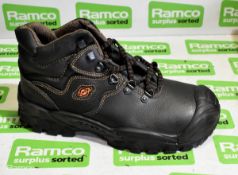 2x pairs of Cofra New Reno black safety boots - UK 7