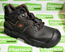 3x pairs of Cofra New Reno black safety boots - UK 7