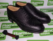 Highland lace up shoe - Black - size 4 M