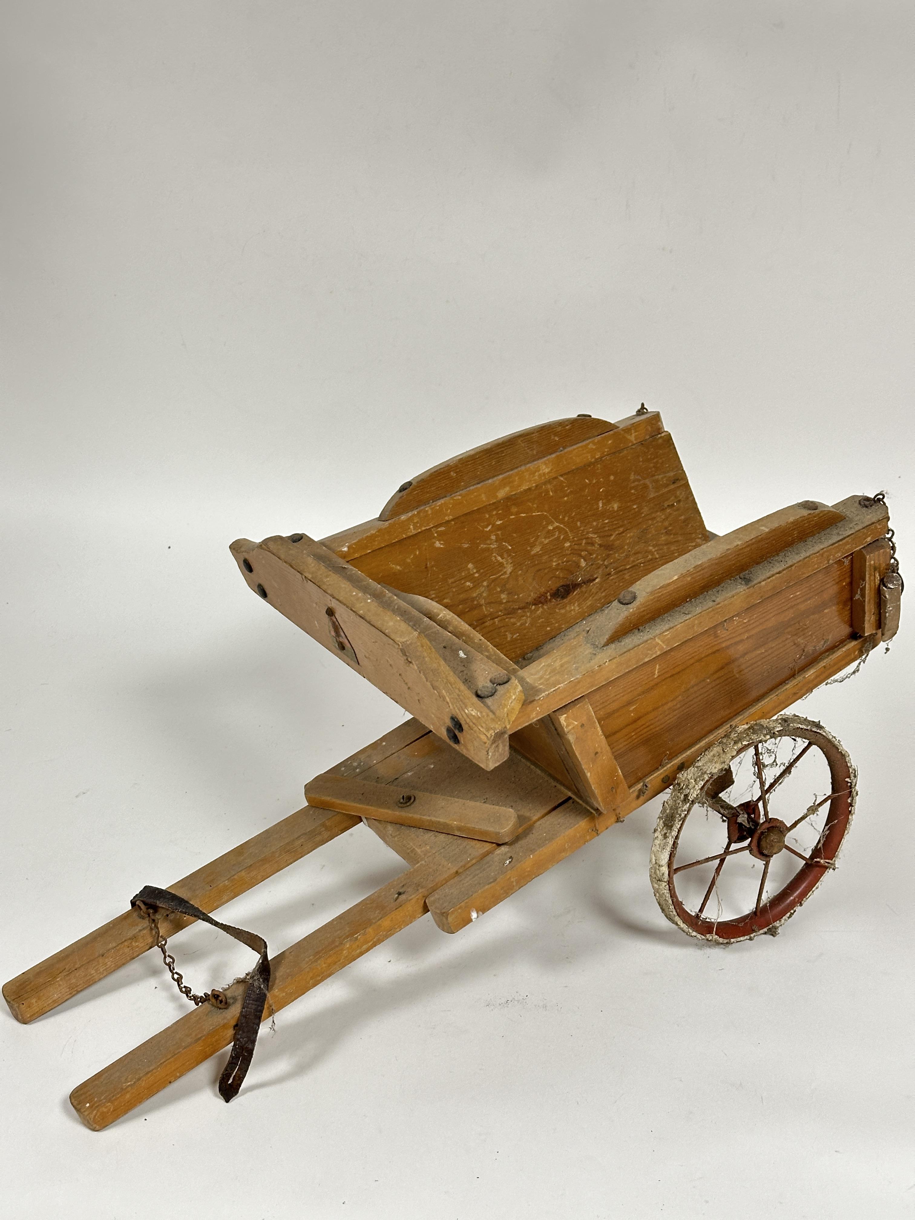 A early 20thc  pine child miniature toy horse cart, with wire spoked wheels, (H x 30 cm x L 62 cm - Image 2 of 3