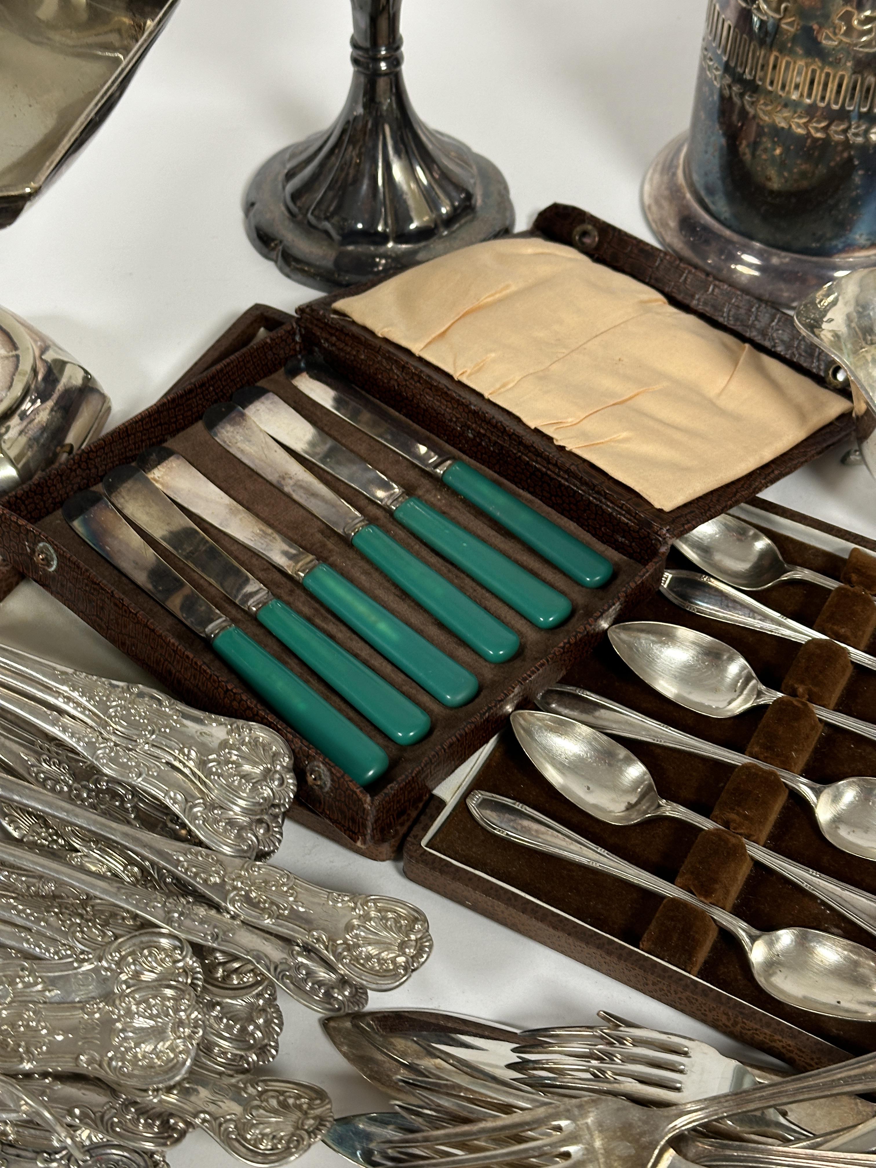 A collection of Epns including thirty single struck Kings Pattern table spoons, two large serving - Image 4 of 5