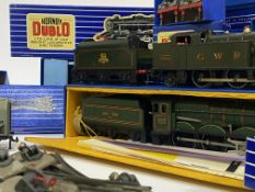 Model Railway: Hornby Dublo '00' gauge model railway, including an L30 diesel electric locomotive,