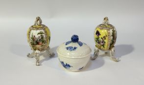 A Royal Copenhagen blue and white dish and cover with a tulip bud knop (h- 11cm) and a pair of