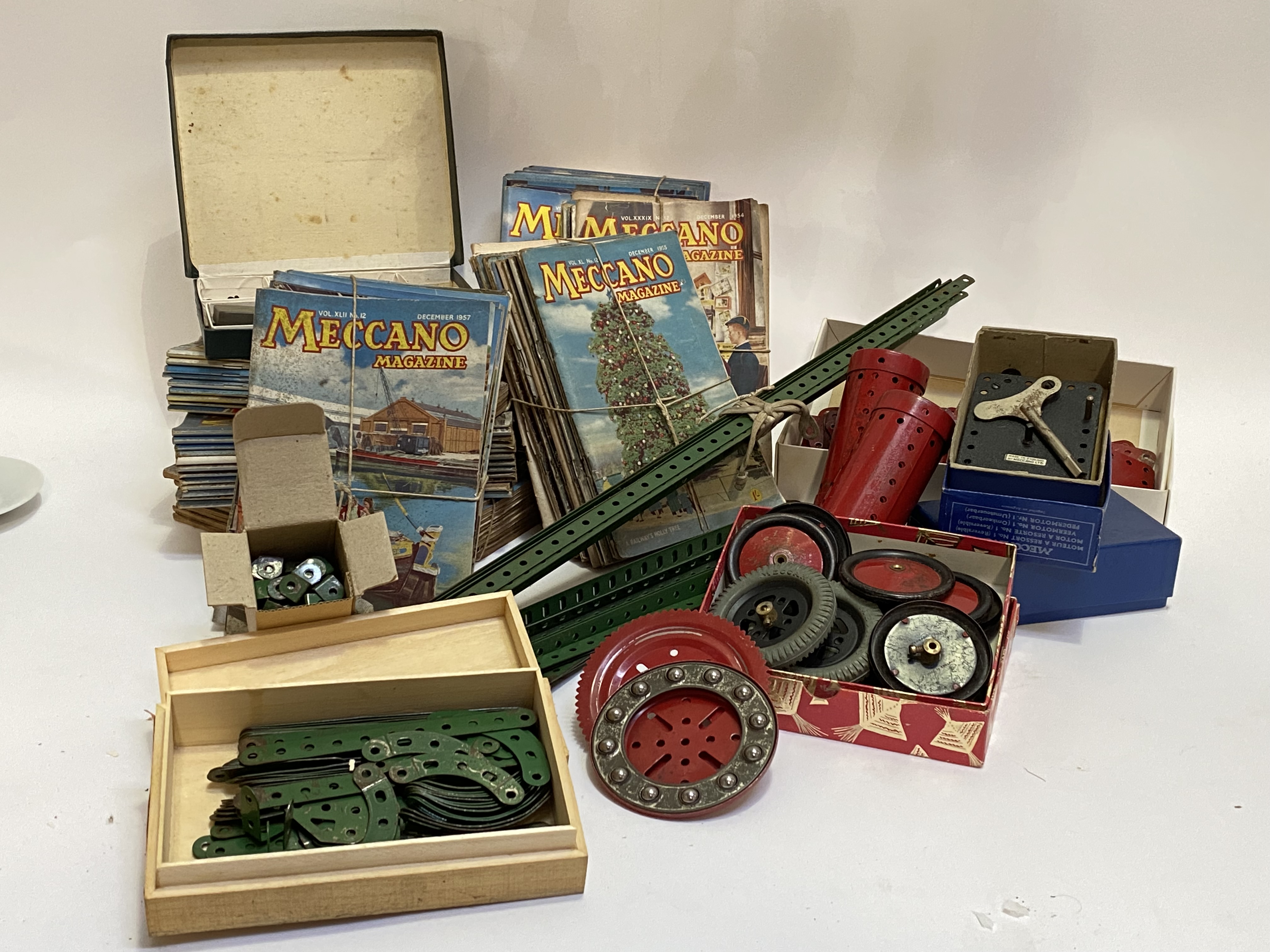 Vintage Toys: A quanitity of Meccano parts, including two clockwork motors, wheels, bearings, - Image 2 of 2