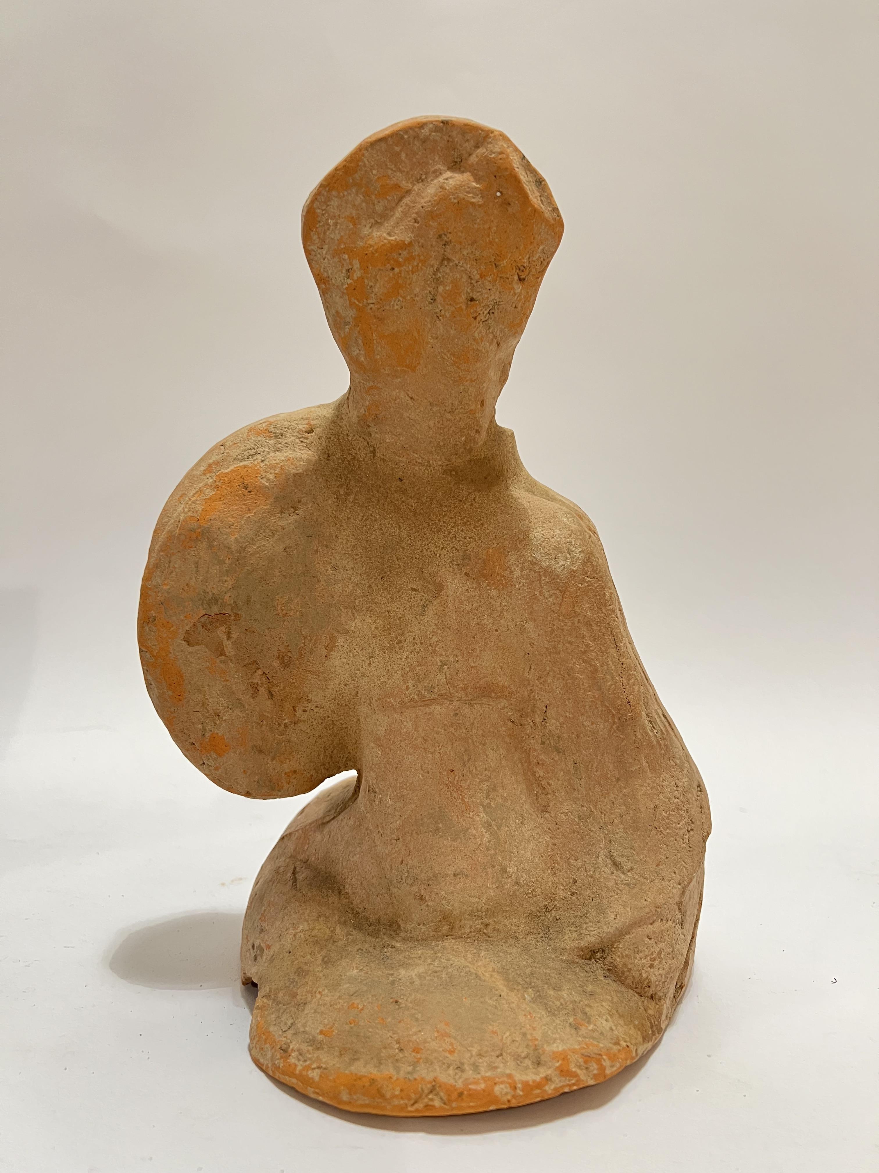 A Chinese terracotta burial figure of a kneeling man, possibly Eastern Han Dynasty, with certificate - Image 3 of 5