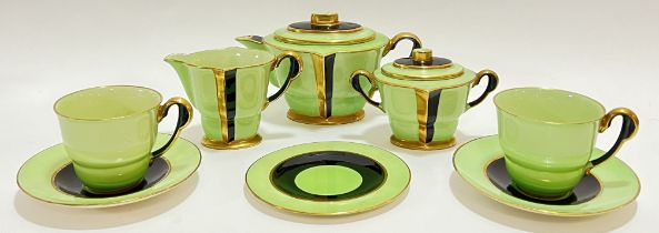 An Art Deco Carlton Ware bachelor's tea set comprising a teapot (h- 12cm, w- 19cm), sugar bowl, milk
