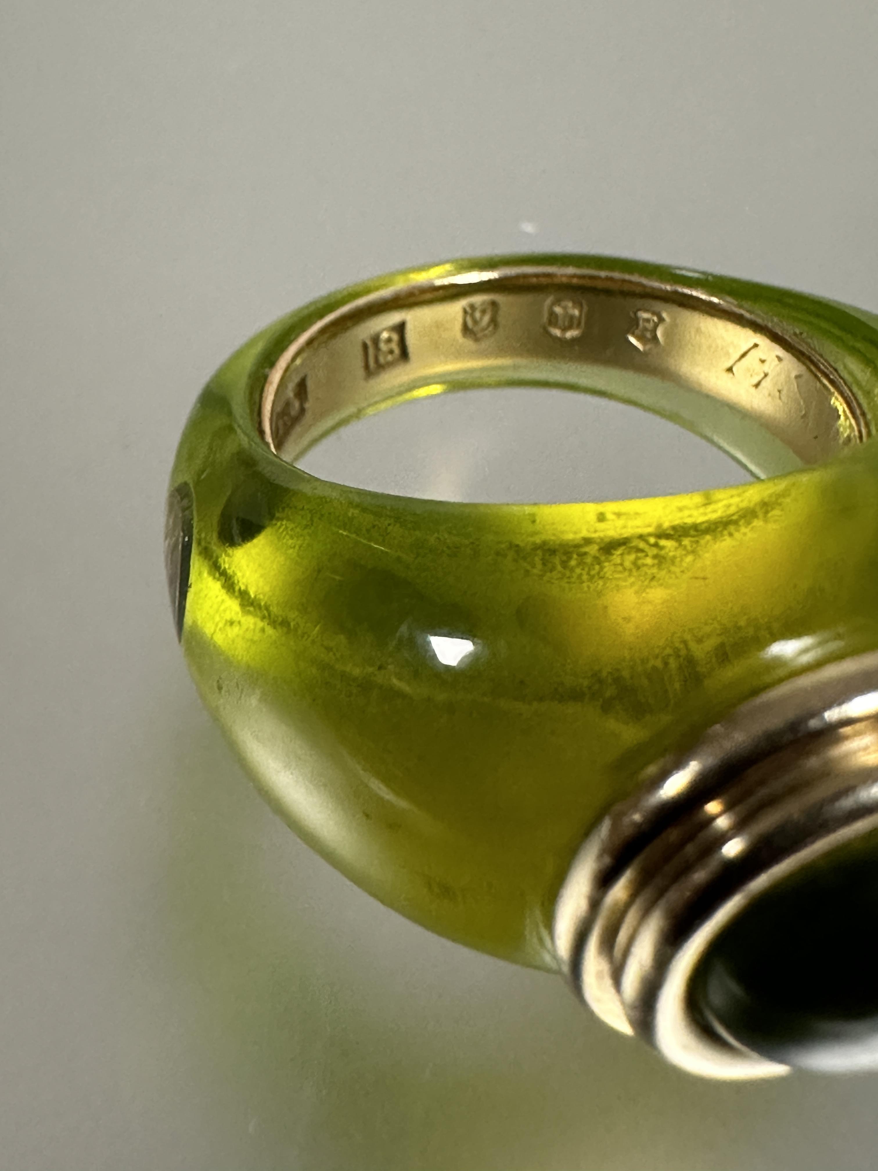 A  R L Christie of Edinburgh hand made gold mounted peridot green resin bombe ring set oval - Image 3 of 4