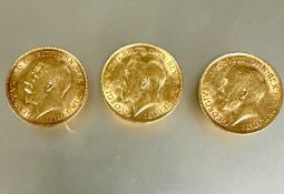 A set of three George V gold half sovereigns 1913,1914 and 1915 (3) 12.05g