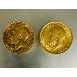 A George V gold sovereign 1911 and a George V gold sovereign 1912 (2) 16.01g