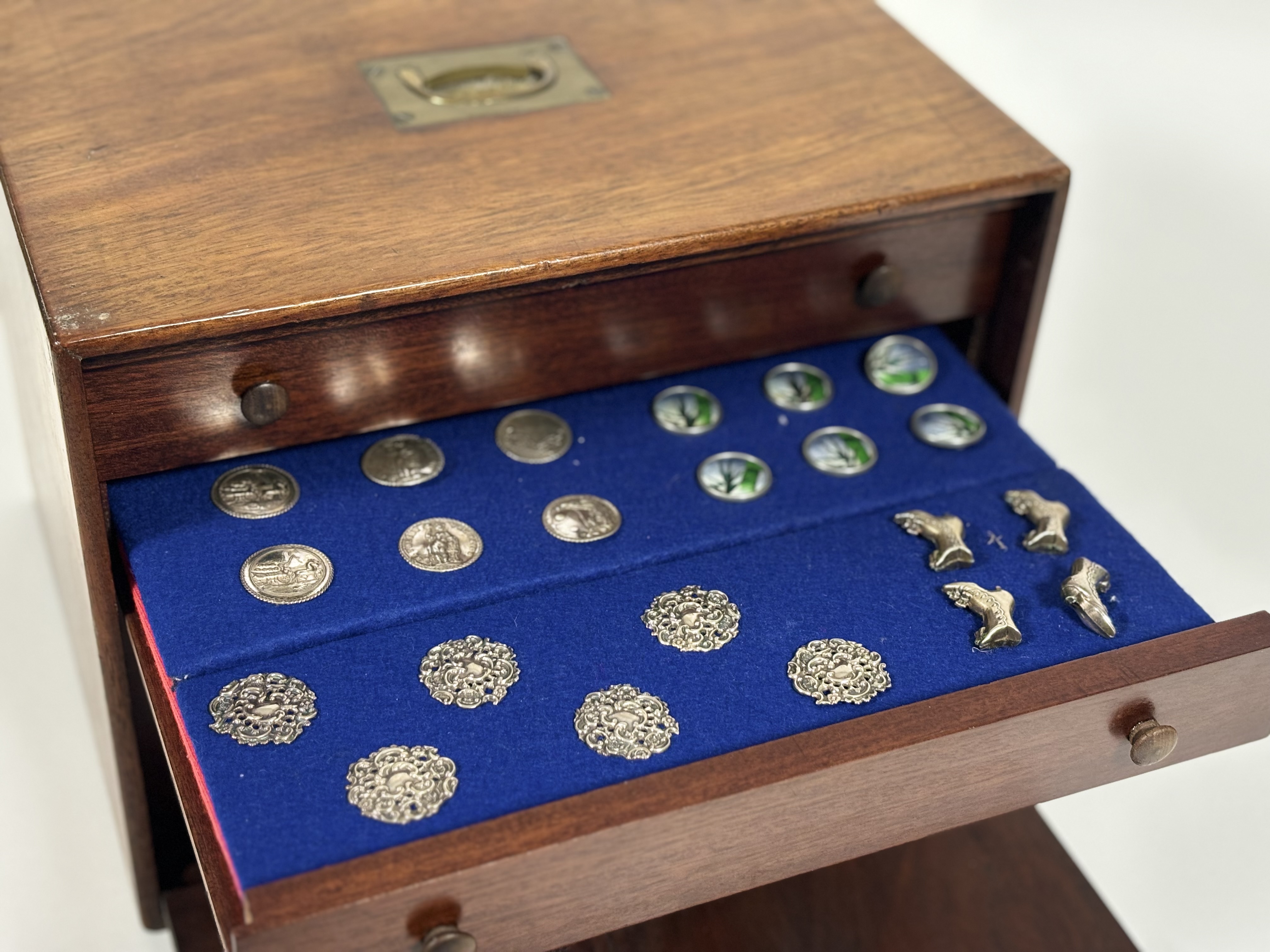 A collection of late 19th and early 20th century silver, gilt-metal and other buttons, contained - Image 2 of 6